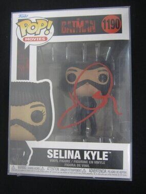 Halle Berry signed Funko Pop! Vinyl: DC Comics - Selina Kyle #1190 w/COA